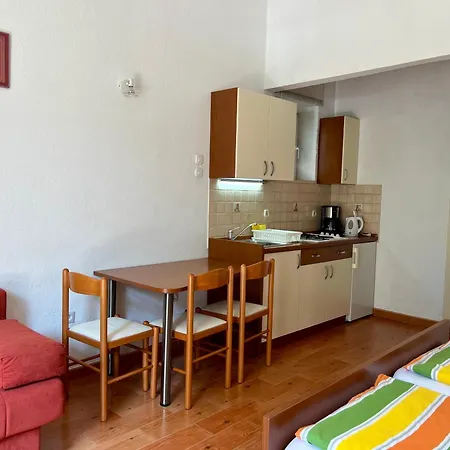 Apartments Jure Makarska Exterior photo